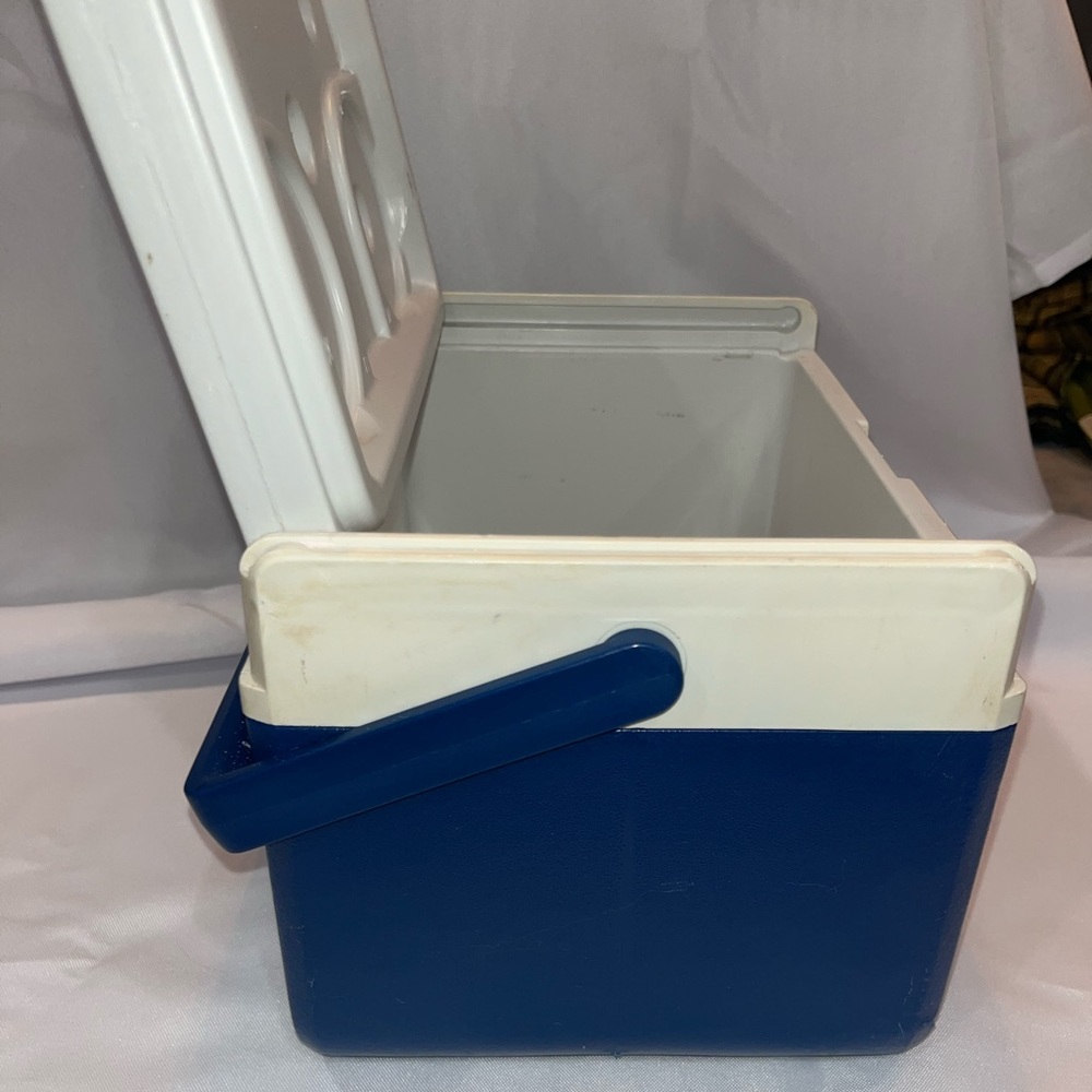 Coleman Flip Top Lid Personal Mini Cooler 5205 6 Pack Blue Lunchbox Made USA - Picture 7 of 11